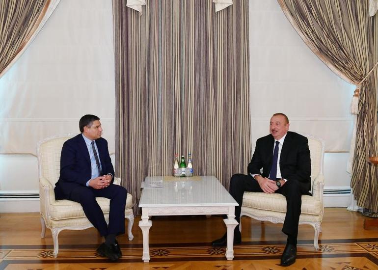 Prezident İlham Əliyev “Baker Hughes, a GE company” şirkətinin rəhbərini qəbul edib