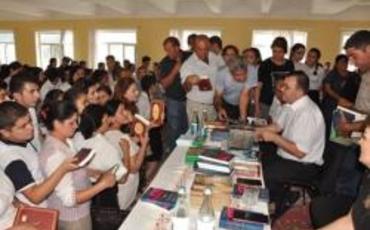 Qənirə Paşayeva ilə Yunus Oğuzun Tovuzda möhtəşəm görüşü