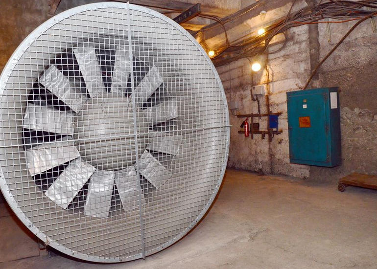Bakı metrosunda daha iki yeni ventilyator istismara verilib