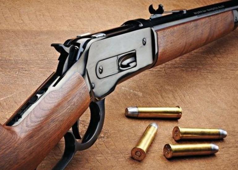 Yevlax sakinindən 14,9 kiloqrama yaxın marixuana və ov tüfəngi götürülüb