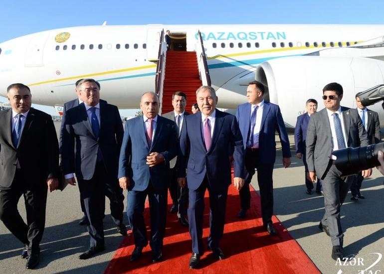 Nursultan Nazarbayev Azərbaycana gəlib