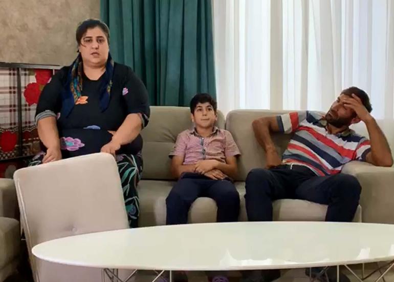 Mitinq "qəhrəmanı" Pərvanə Əliyeva videomüraciət yaydı, müxalifəti tənqid etdi