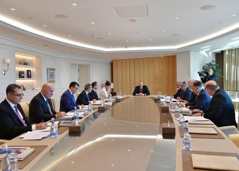 Prezident İlham Əliyev: Qeyri-neft sənayemizin 15 faizdən çox artması dünya miqyasında rekord göstərici hesab oluna bilər