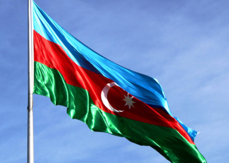 Azərbaycan Dövlət Bayrağı ilə bağlı yeni qayda müəyyən edilir