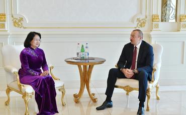 Prezident İlham Əliyev Vyetnamın vitse-prezidentinin başçılıq etdiyi nümayəndə heyətini qəbul edib