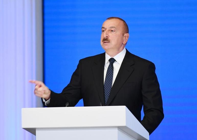 Prezident İlham Əliyev: Ən ağır günlərimizdə xəzinə boş idi, Xalq Cəbhəsi-Müsavat cütlüyü talamışdı