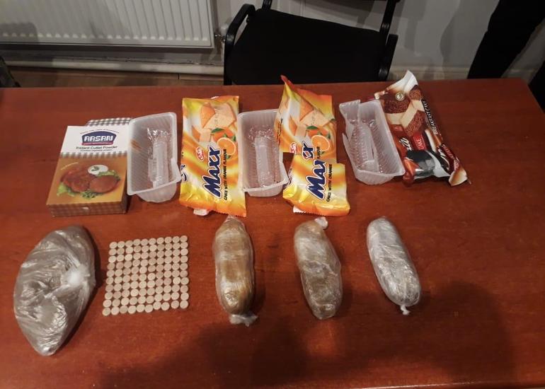 İrandan Azərbaycana gətirilən şirniyyatın içərisindən narkotik çıxdı