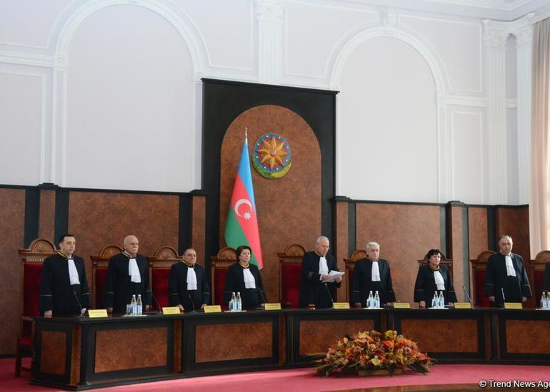 Konstitusiya Məhkəməsinin Plenumu Milli Məclisin buraxılmasının Konstitusiyaya uyğun olduğu barədə qərar qəbul edib