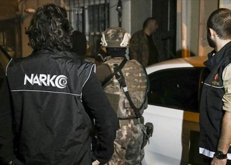 Türkiyədə banka silahlı hücum: əməkdaşlar girov götürüldü