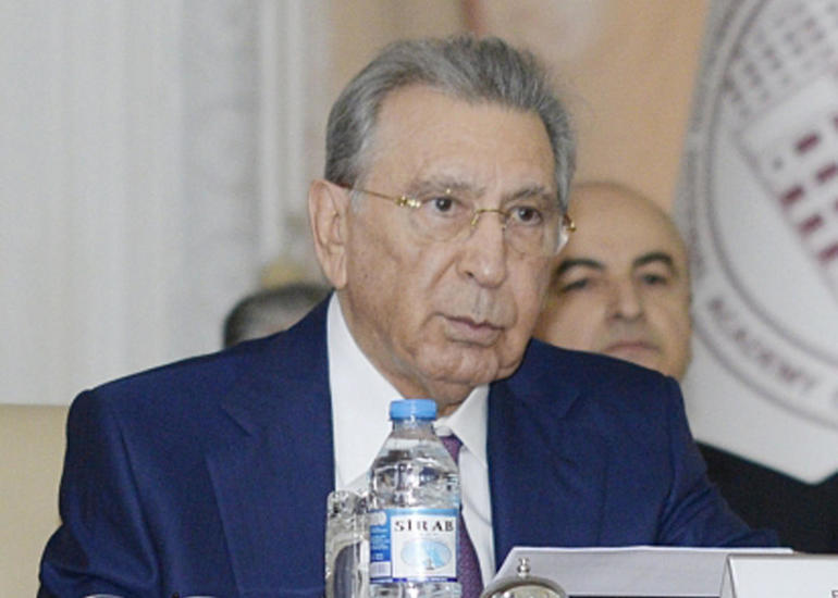 Ramiz Mehdiyev: AMEA-nın inkişafı üçün islahatlara ehtiyac var