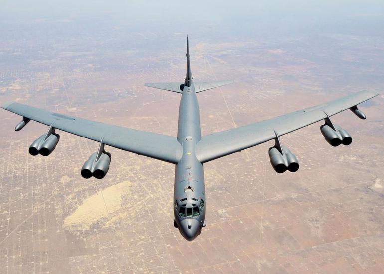 ABŞ strateji bombardmançıları İran yaxınlığına yerləşdirir