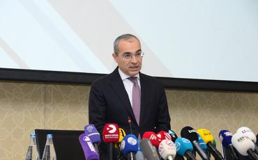 Mikayıl Cabbarov: Azərbaycanda yoxsulluq səviyyəsi dəfələrlə azalıb