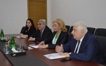MDB müşahidəçiləri BAXCP sədri ilə görüşüblər