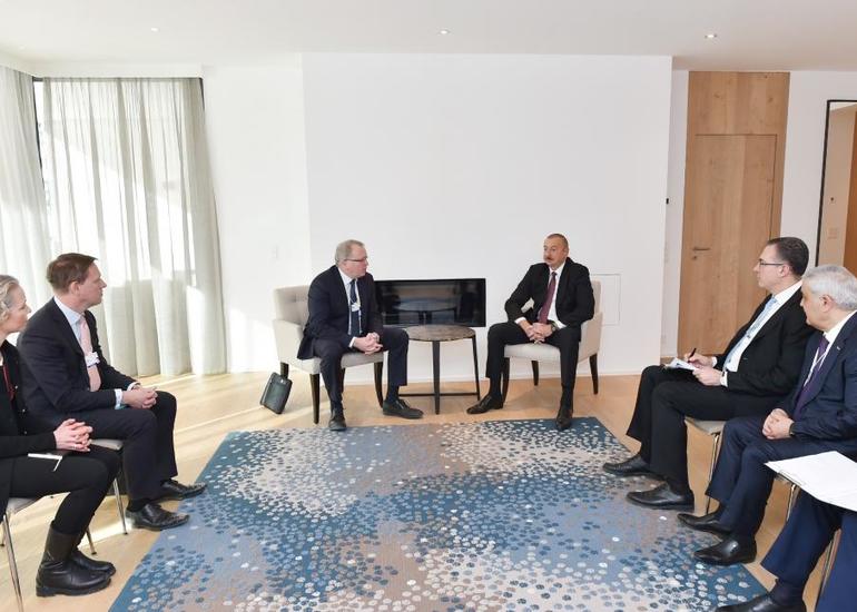 Azrəbaycan Prezidenti Davosda “Equinor” şirkətinin baş icraçı direktoru ilə görüşüb