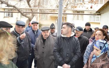 Qüdrət Həsənquliyev seçicilərlə növbəti məhəllə görüşünü keçirib