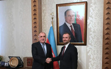 Elmar Məmmədyarov Polşanın yeni səfiri ilə görüşüb