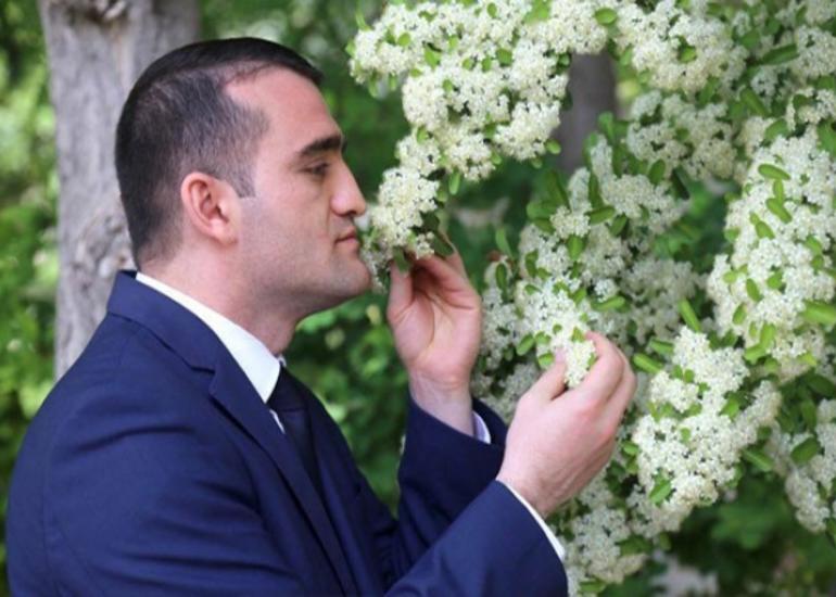 Əlahəzrət fakt və böhtan dağarcıqları