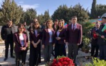 ADRA kollektivi Milli Qəhrəman Mübariz İbrahimovun məzarını ziyarət edib