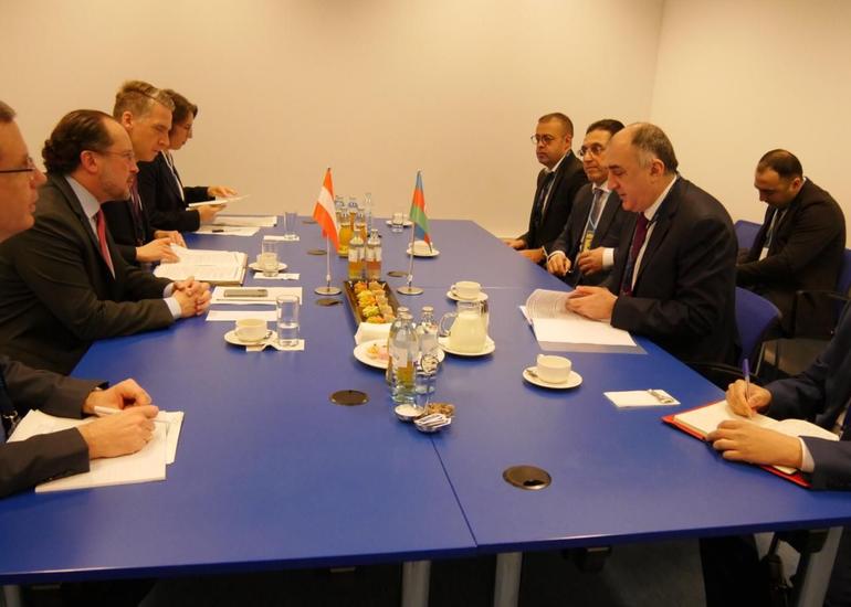 Elmar Məmmədyarov Avstriyanın Avropa və Beynəlxalq İşlər üzrə Federal naziri ilə görüşüb