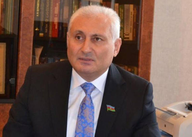 Hikmət Babaoğlu: “ Yeni siyasi partıyaların qeydiyyatı siyasi sistemimizdə yeniləşmənin ikinci fazasını təşkil edir”