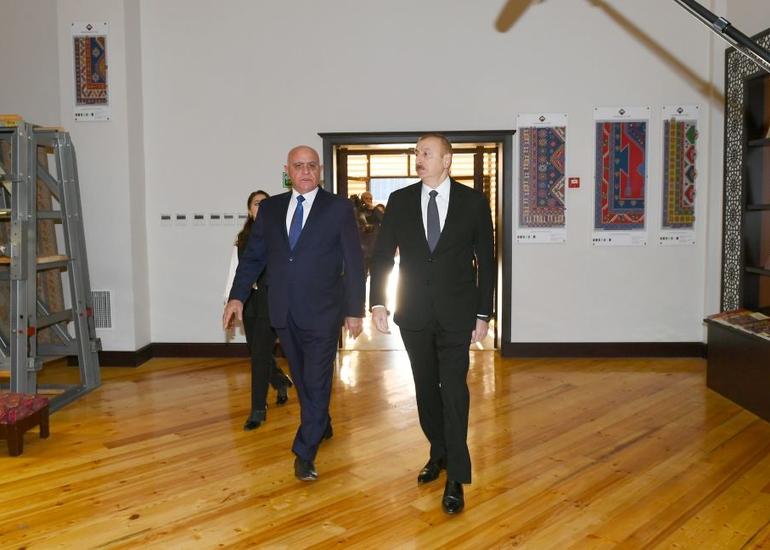 Prezident İlham Əliyev “Azərxalça” ASC-nin Ağstafa filialının fəaliyyəti ilə tanış olub
