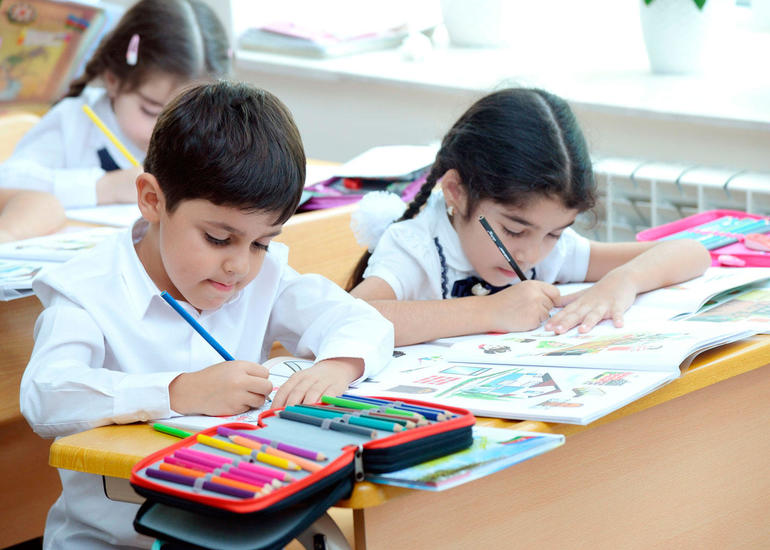 Birinci sinfə qəbul üçün məktəb seçiminə başlanıldı