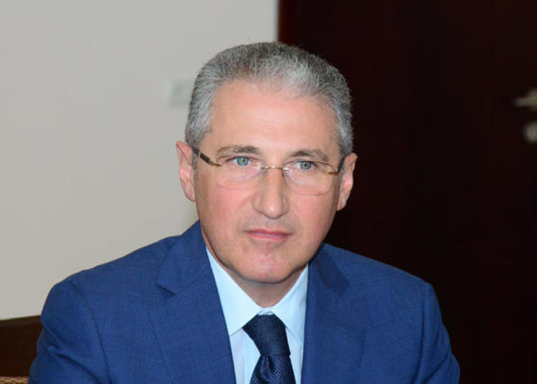 Ekologiya və Təbii Sərvətlər naziri və müavinləri vətəndaşları qəbul edib