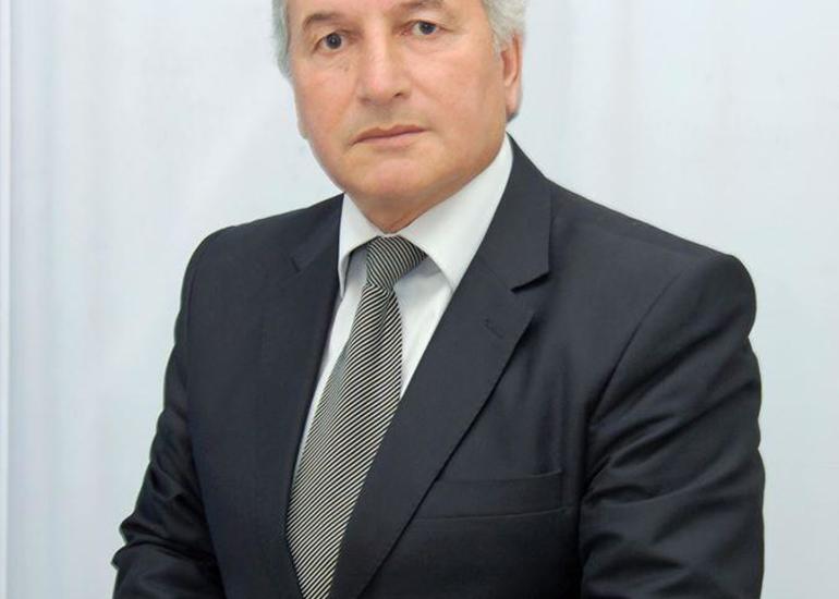Ceyms Medisonla eyni gündə doğulan yazıçı