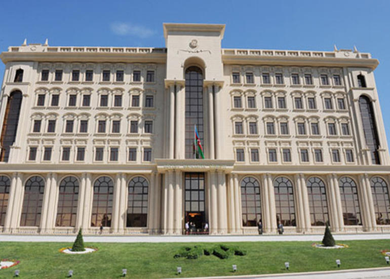 Dövlət Miqrasiya Xidməti fəaliyyətini məhdudlaşdırdı
