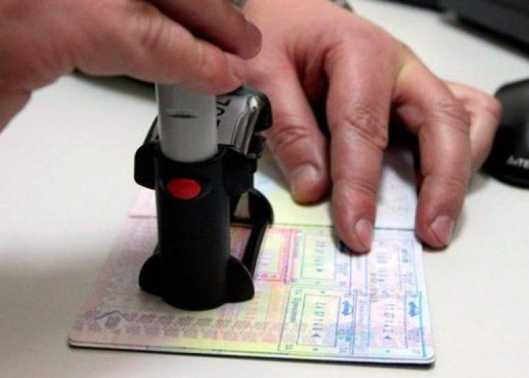 Latviya səfirliyi viza müraciətlərinin qəbulunu dayandırdı