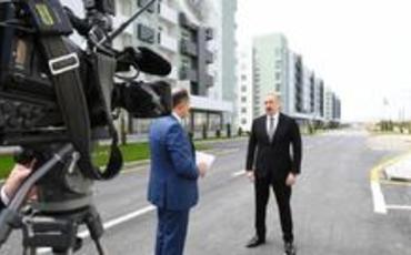 Prezident İlham Əliyev Hövsan yaşayış kompleksinin açılışında iştirak edib