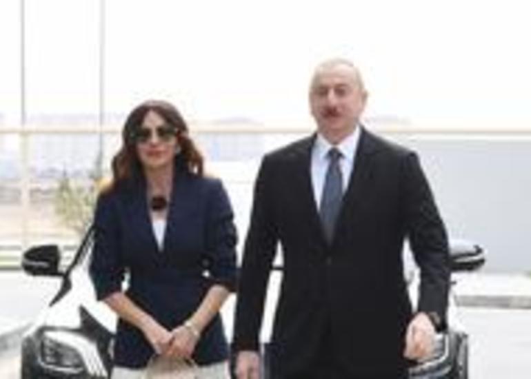 Prezident İlham Əliyev Hövsan yaşayış kompleksinin açılışında iştirak edib