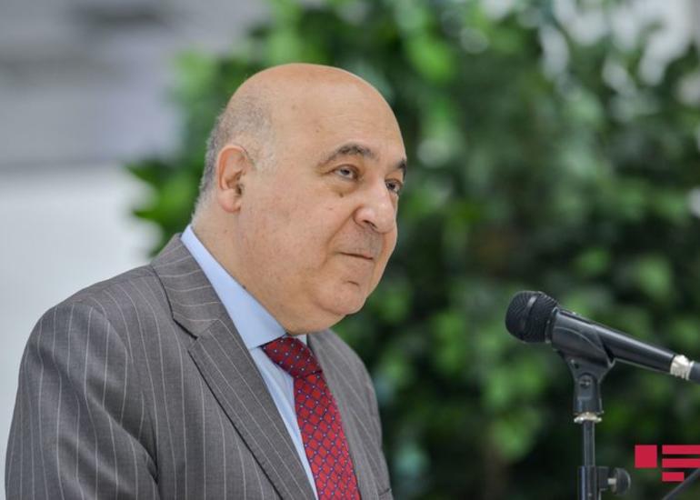 Putin Çingiz Abdullayevi "Dostluq" ordeni ilə təltif edib