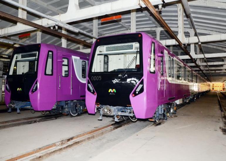 Bakıya daha 4 yeni metro qatarı gətirilib