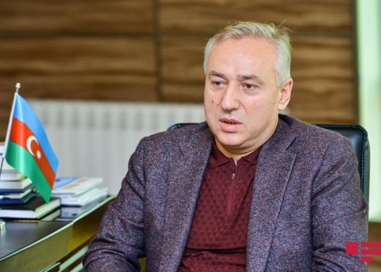 “Özünütəcrid, ictimai yerlərdə tibbi maskalardan istifadə, sosial məsafə özünü doğrultmuş metodlardır”