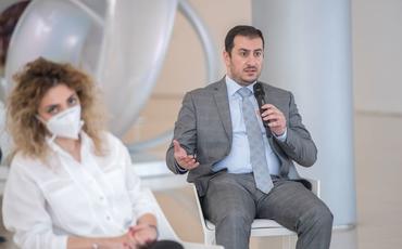 Azərbaycan Prezidentinin köməkçisi Anar Ələkbərov media nümayəndələri ilə görüşüb
