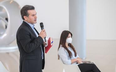 Azərbaycan Prezidentinin köməkçisi Anar Ələkbərov media nümayəndələri ilə görüşüb