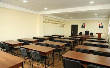 Müdafiə naziri cəbhəboyu zonada hərbi hissənin açılışında iştirak edib