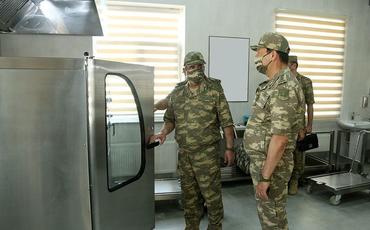 Müdafiə naziri cəbhəboyu zonada hərbi hissənin açılışında iştirak edib
