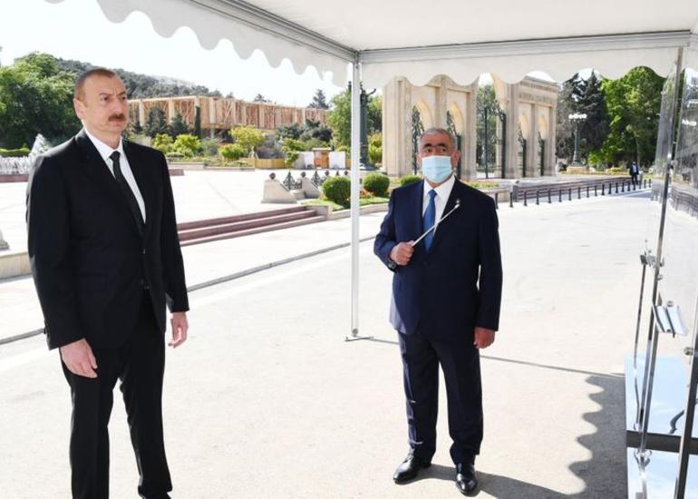 Prezident İlham Əliyev Bakıda yerüstü piyada keçidinin açılışında iştirak edib