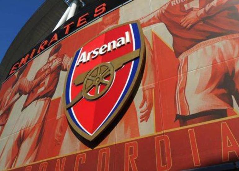 “Arsenal”ın bir futbolçusu koronavirusa yoluxub, üçü karantinə alınıb