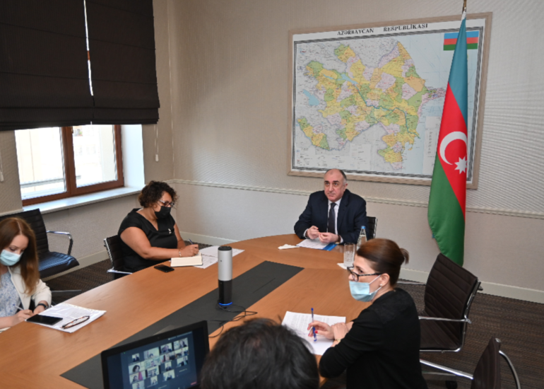 Elmar Məmmədyarov 18 ölkənin Azərbaycandakı diplomatları ilə videokonfrans formatında görüşüb