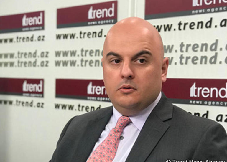 Piter Teys: Ermənistan heç bir inkişaf perspektivi olmayan uğursuz dövlətə çevrilib