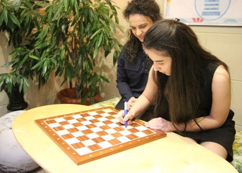 Azərbaycan şahmatçısı Qran-Pridə dünya çempionu ilə oynayacaq