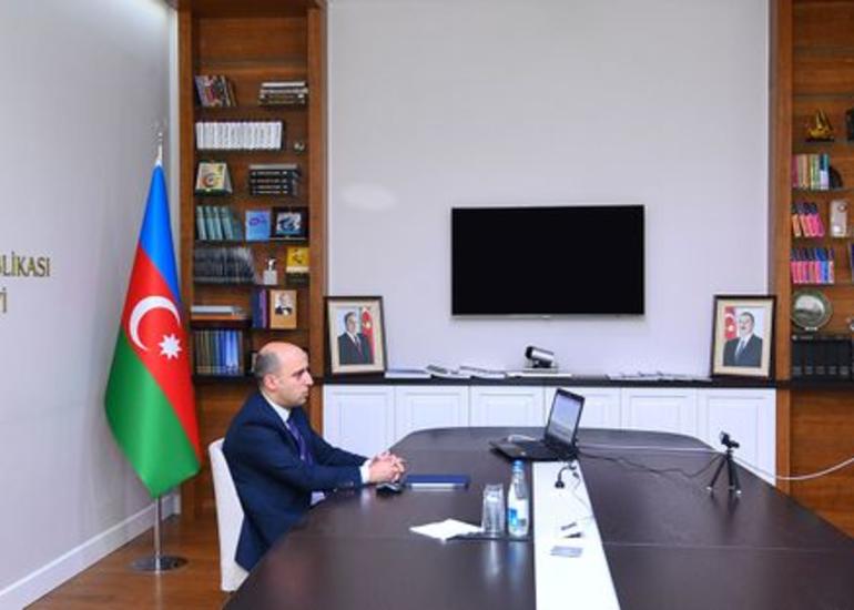 Təhsil naziri İctimai Şura üzvləri ilə videokonfrans edib