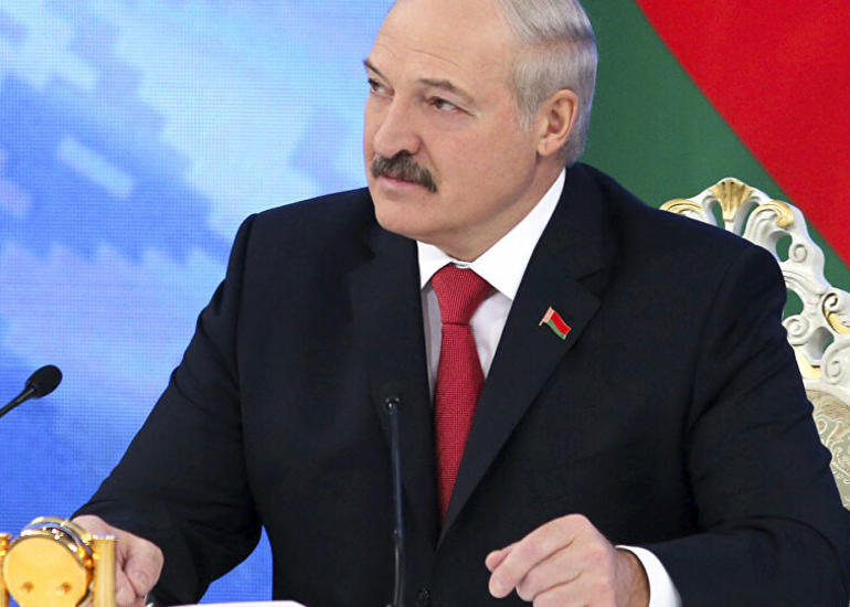 Lukaşenko müxalifəti dövlət çevrilişinə cəhddə ittiham edib