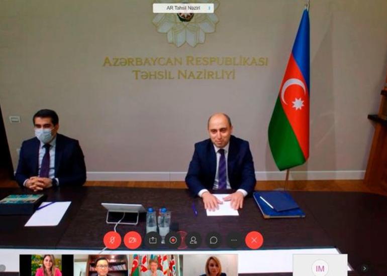 Təhsil naziri Böyük Britaniyanın səfiri ilə görüşüb