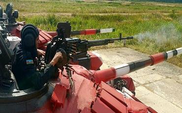 Tankçılarımız “Tank biatlonu” müsabiqəsinə hazırlıqlarını davam etdirir