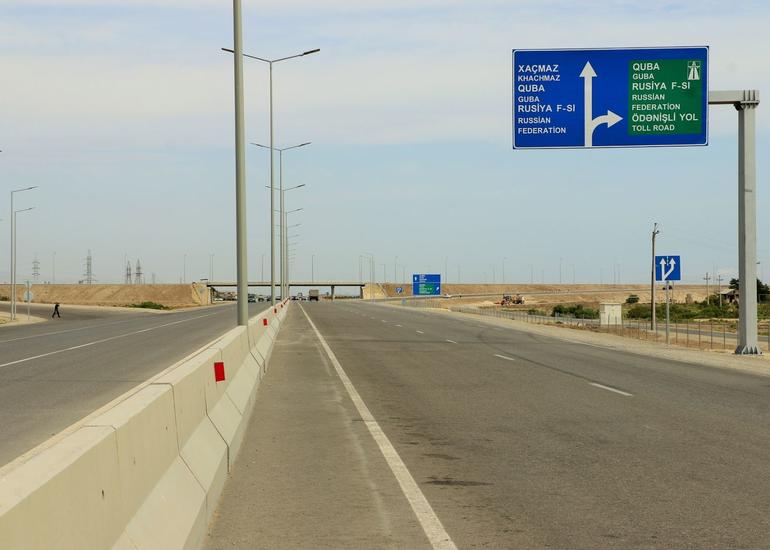 Azərbaycanda istifadəyə veriləcək ilk pullu yolda turniketlərin quraşdırılmasına başlandı