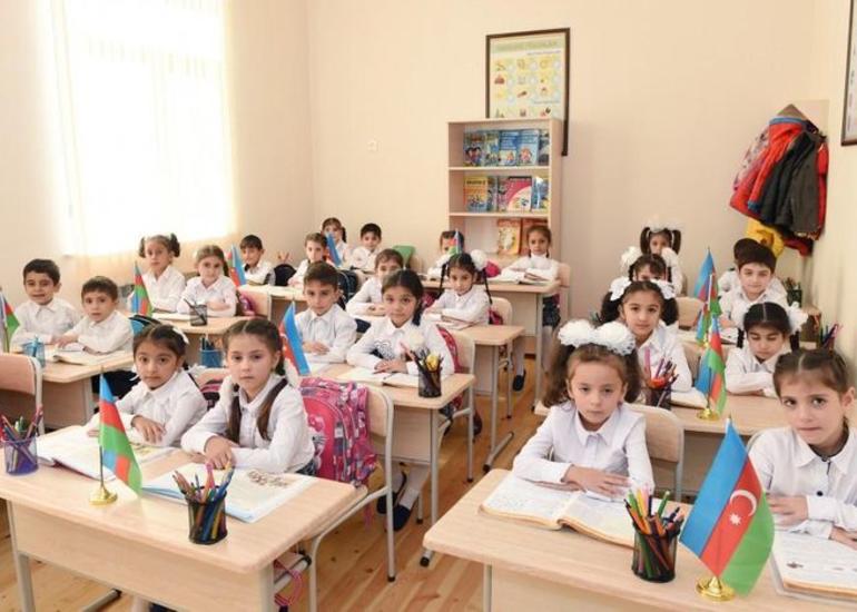 Azərbaycanda ibtidai siniflər sentyabrın 15-də məktəbdə dərslərə başlayacaq